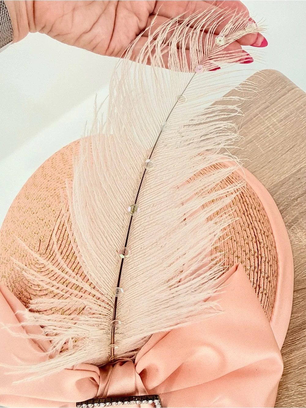 Whittall & Shon Vintage Peach Brimmed Hat Fascinator Derby Wedding Church Races